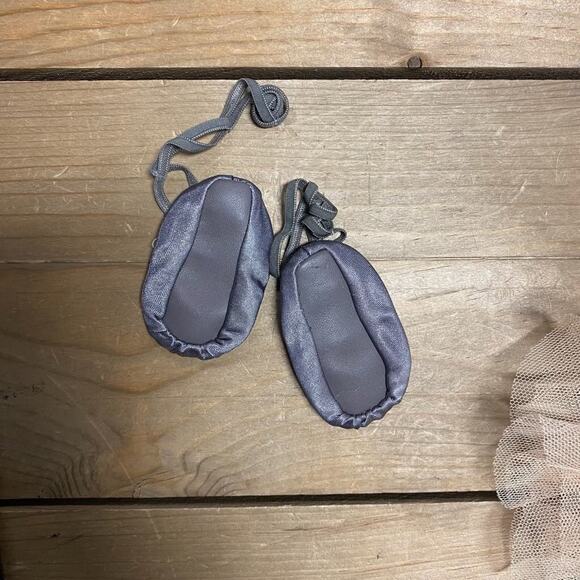 American Girl Doll Isabelle Performance Outfit Retired Girl of the Year 2014 - Picture 4 of 13